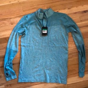 New- NIKE Women’s Lightweight Running Top